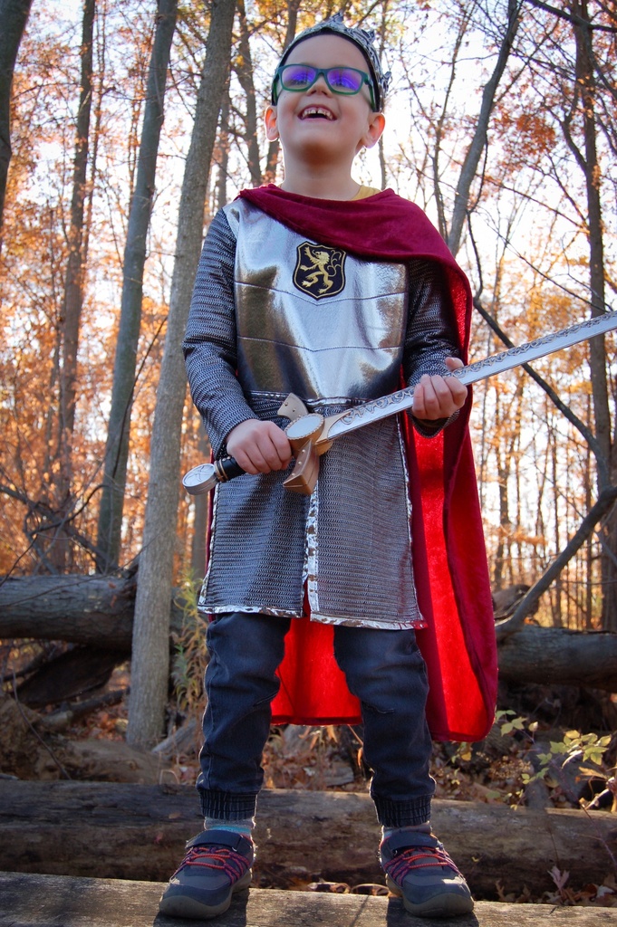 déguisement de chevalier argent avec cape 5-6 ans